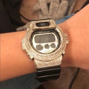 Men’s G shock crystal watch
